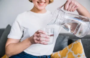 Turunkan Berat Badan dengan Mudah! Ini Manfaat Air Hangat untuk Diet